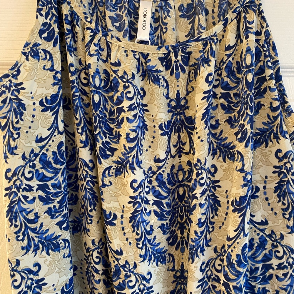 Dokotoo Navy & Cream Maxi Dress w Ruffled Hem, Floral Pattern & Skinny Straps